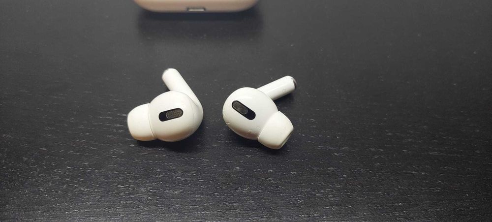 Casti Apple Airpods Pro Generatia 1