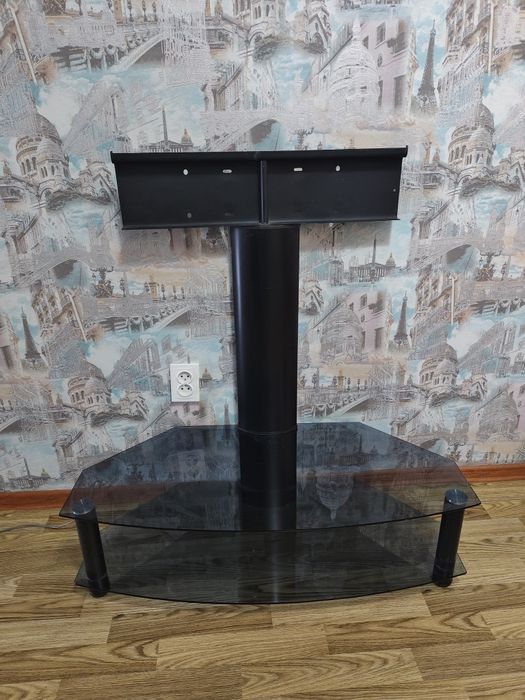 Кронштейн подставка под телевизор