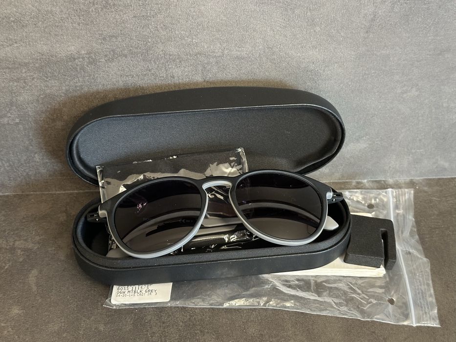 Ochelari de soare Hugo Boss - noi