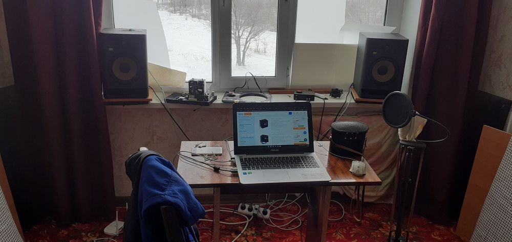 Студийные мониторы KRK Rockit 8 G4