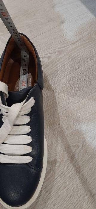 Обувки спортно елегантни