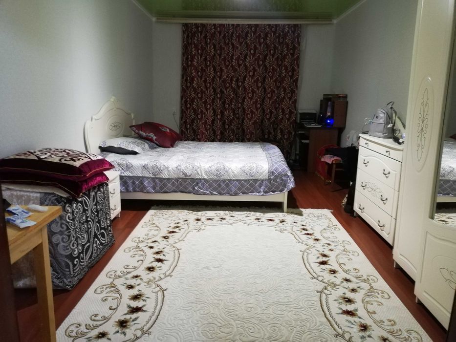 Продам спальный гарнитур в отличном состоянии