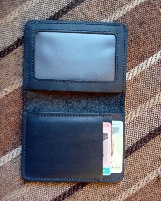 Продам картхолдер для докуметов