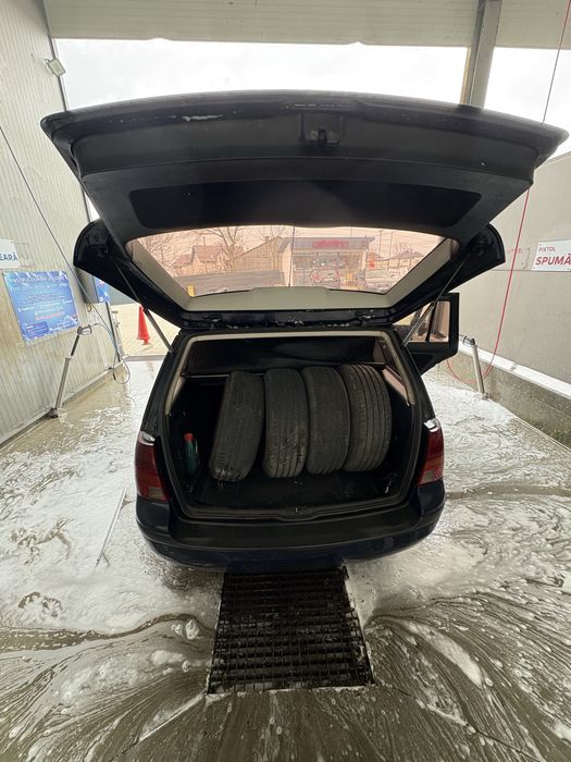 VW Golf 4 1.9 TDI ALH – 2002 – roți vară/iarnă cu clima, varianta Edition