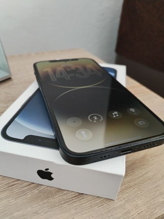 IPhone 12 într-o stare foarte bună de funcționare!