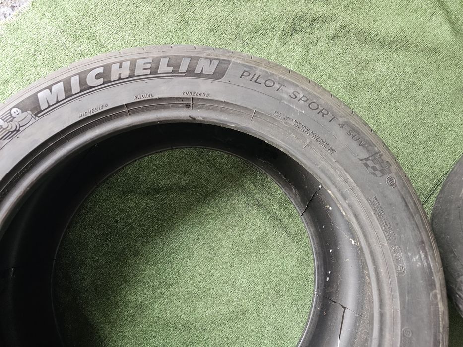 275 45 21 vara michelin