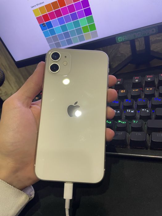 IPhone 11 128GB в идеале