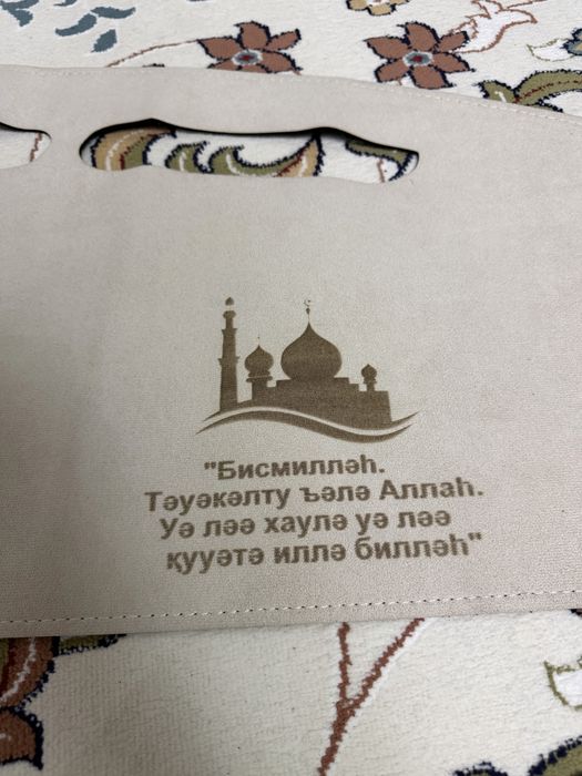 Накидка на панель из алькантары