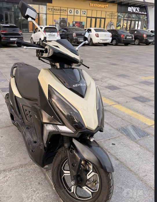 Skutr Neksus 150 kub