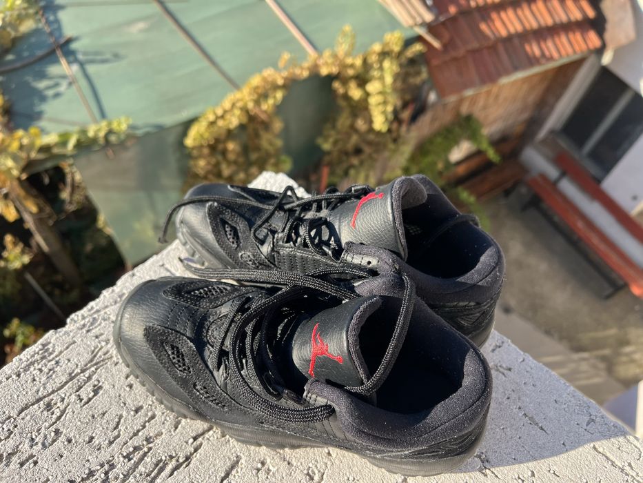 Nike Jordan 11 Retro 38