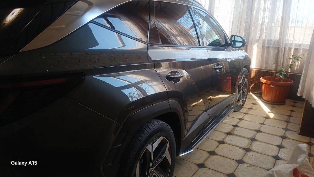 2.5 моторли энг фул туксон сотилади