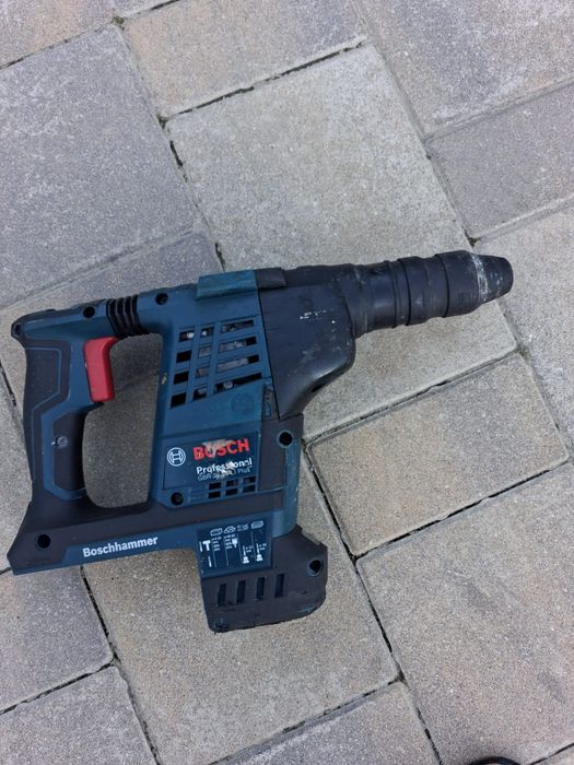 Corp Rotopercutor Bosch gbh 36 vf cu acumulator,,defect,"