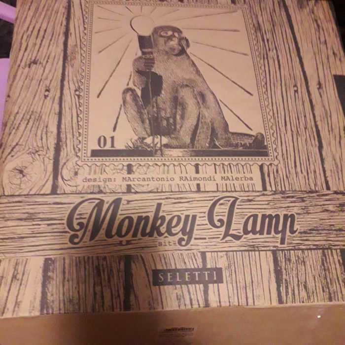 Vand lampa seletti de exterior forma de maimuta