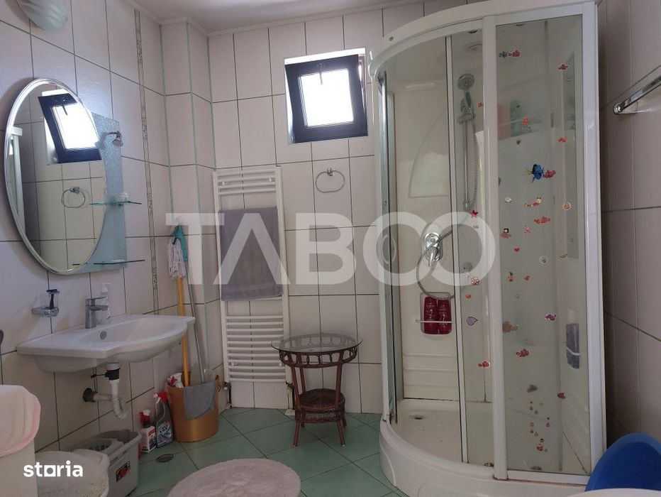 Casa 200 mpu 4 camere curte si gradina zona linistita Talmaciu