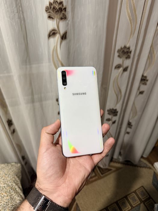 Samsung Galaxy A50 White 128GB 4GB RAM NOU Garantie !