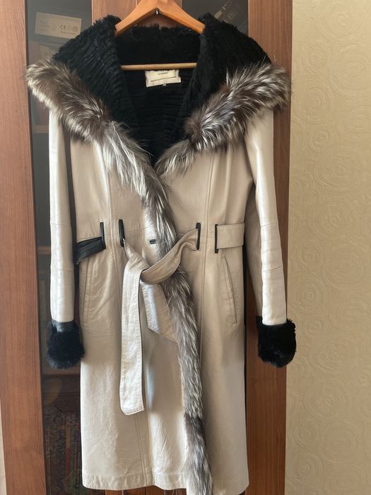 Пальто кожаное на меху