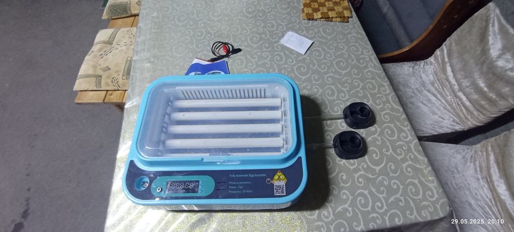 Продам инкубатор