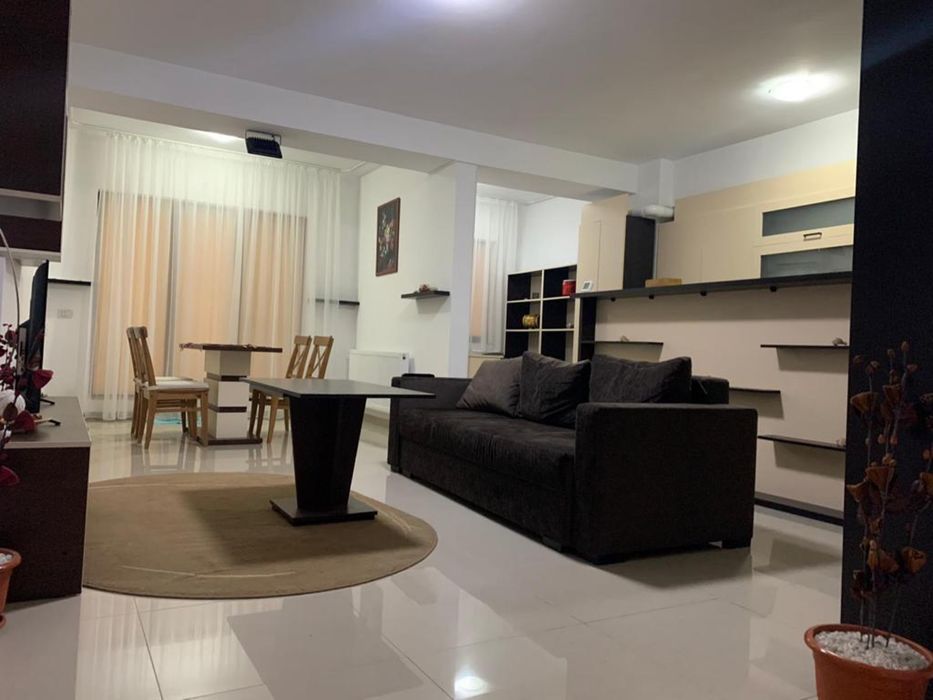 Inchiriez apartament 2 camere constanta zona centrala