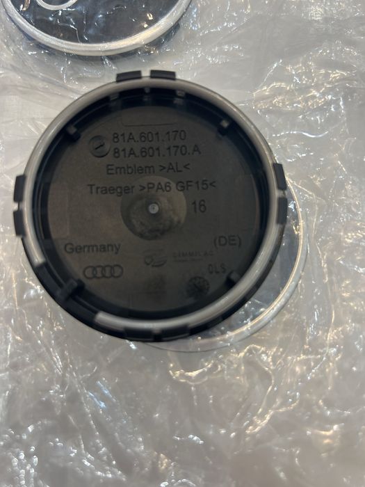 AUDI оригинални капачки к-кт от 4 бр.