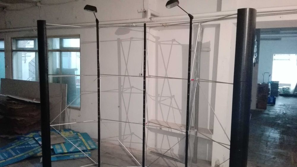 Panou expozitional tip Paianjen Made in USA mese sampling