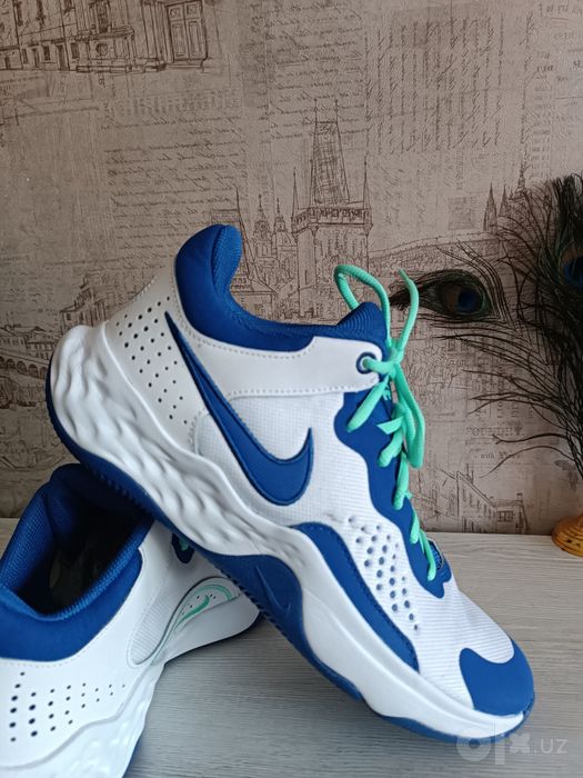 Оригинальные кроссы Nike