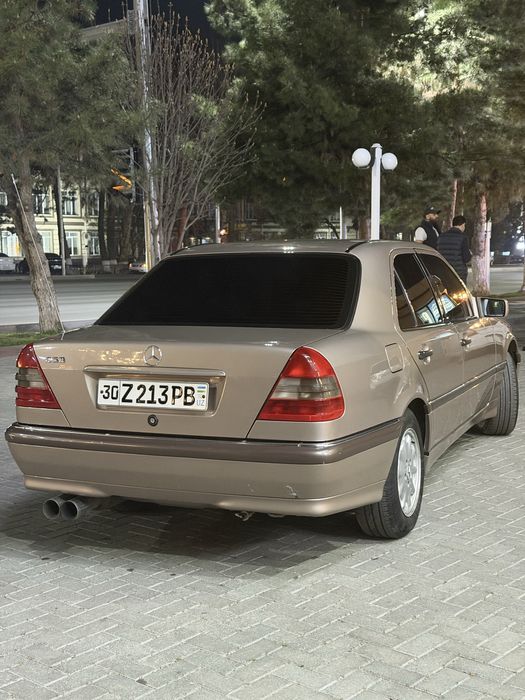 W202 срочно продается!!! 9400$