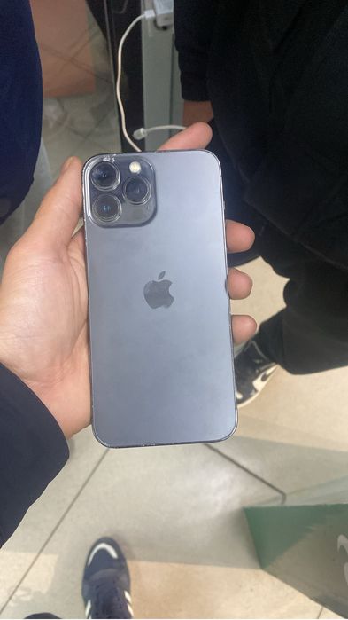 продам айфон 13 про мах