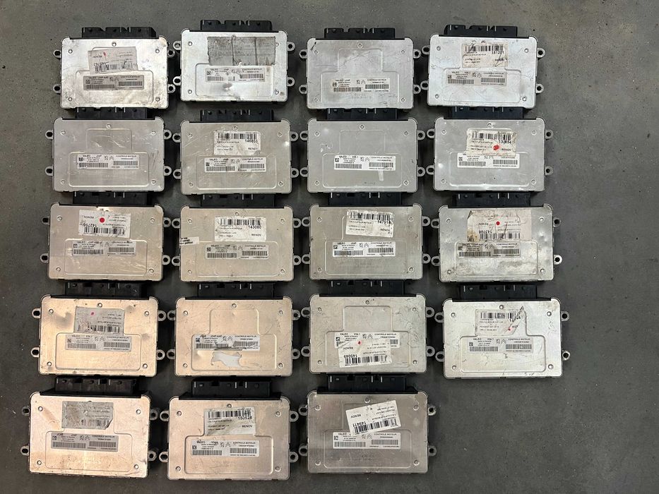 Компютър двигател ECU VALEO ВАЛЕО J34P V34.1 J34P-AAE Peugeot Citroen