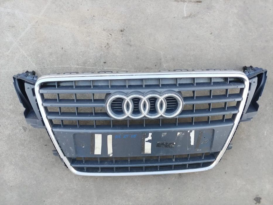 grila bara fata audi a5 8t  2008 8t0853651e