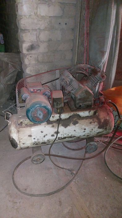 Продам компрессор