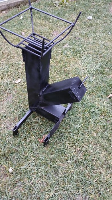 De vânzare o sobă rachetă,gata de utilizare.