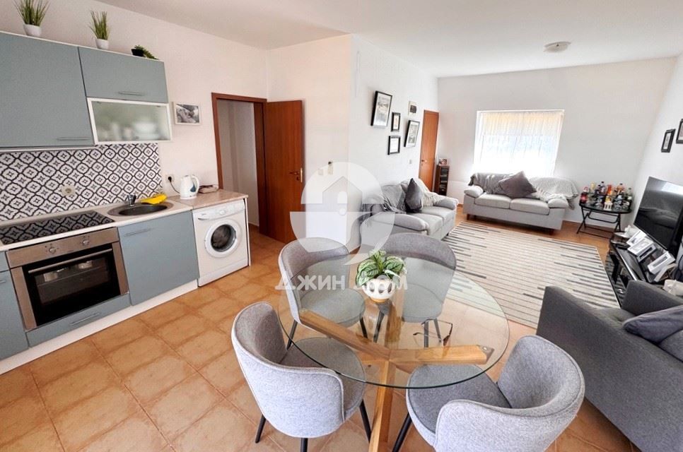 Продава се Тристаен апартамент в с. Кошарица, Област Бургас - 96 кв.м за 611 €/кв.м - Снимка #4