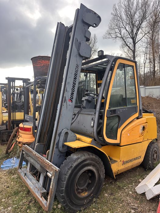Catarg, motor perkins ,usi stivuitor jungeinrich 4 to diesel