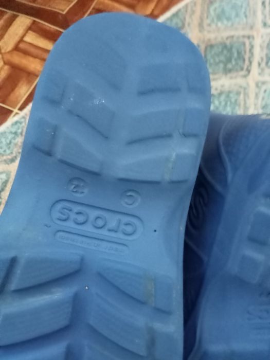 Ботуши crocs 29номер
