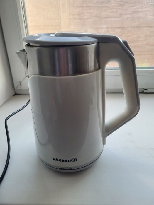 Продам Электро чайник