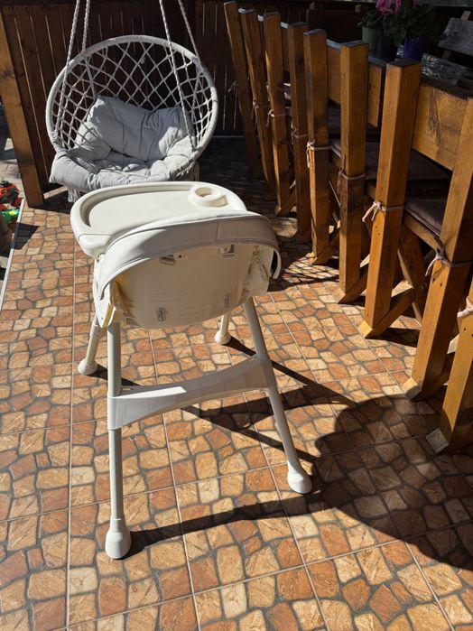 Scaun de masă pentru copii