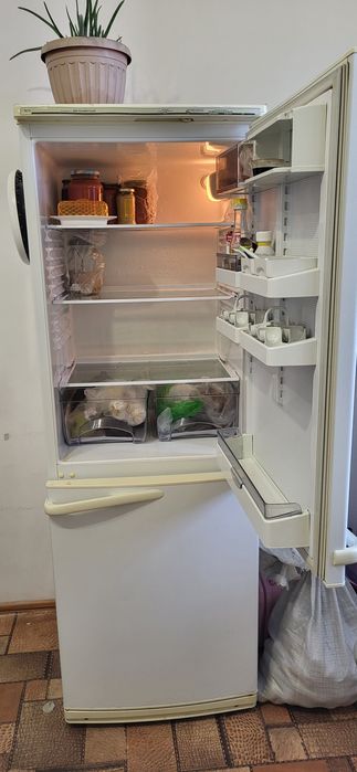 Срочно Продам холодильник