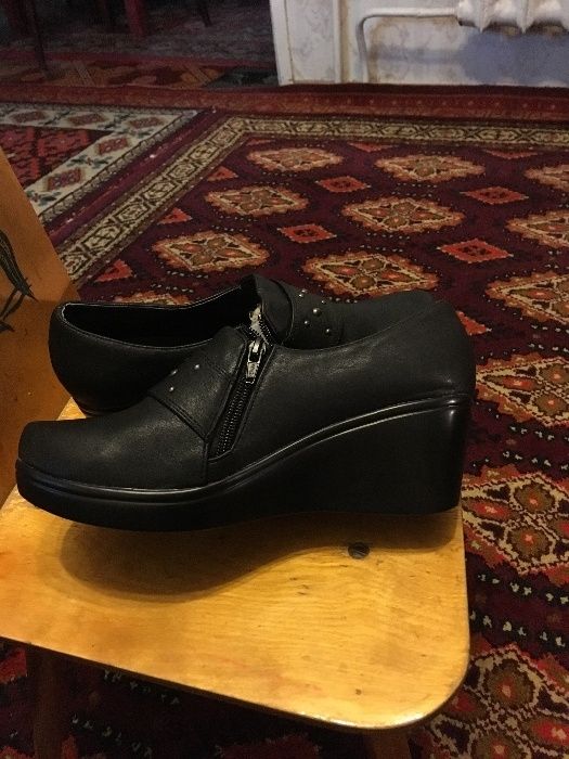 Сапоги демисезонные красные австрийские