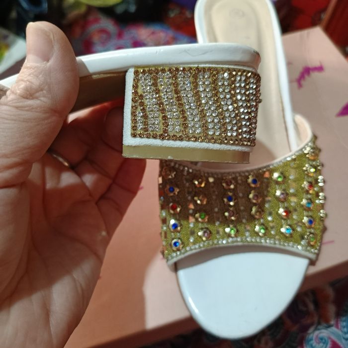 Жуда чиройли оёк кийимлар