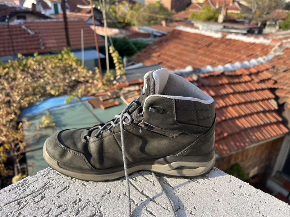 Lowa Gore-Tex 41 1/2 Mid