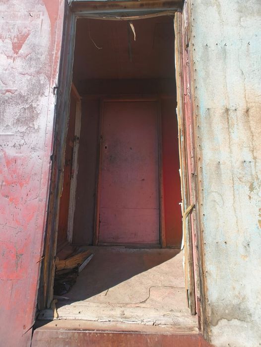 Продам жилой вагон 3м*9м