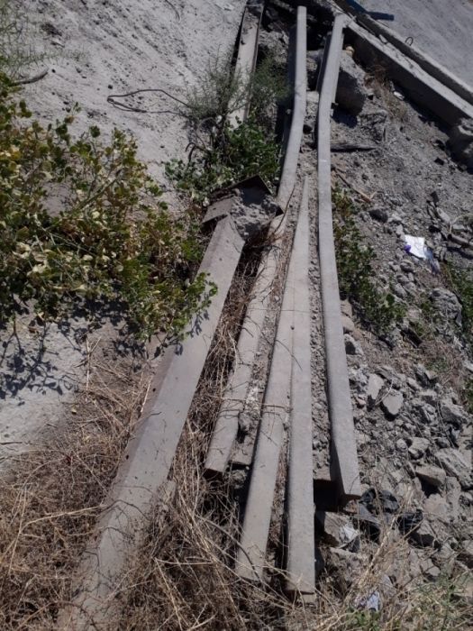 Продаётся элемент желез. дороги стрелко остряк.