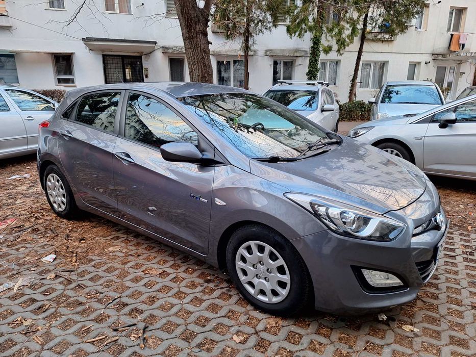Hiundai i30 hatchback 1.6 diesel distributie pe lant ,blue eficienci