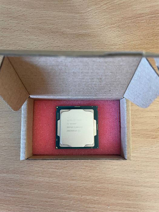 Процесор Intel i5 9400F