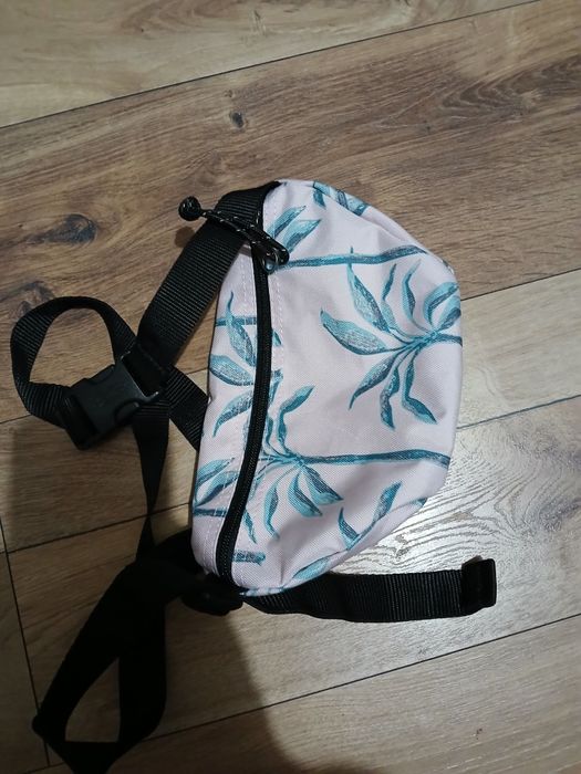 Eastpak чанта оригинална