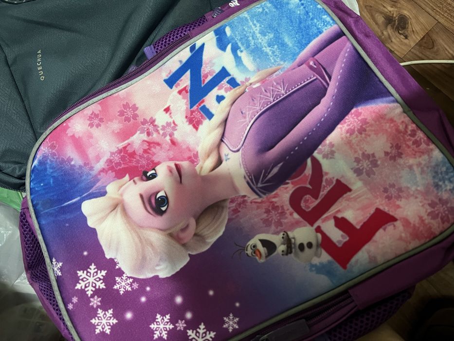Рюкзаки разные для девочки1500тт