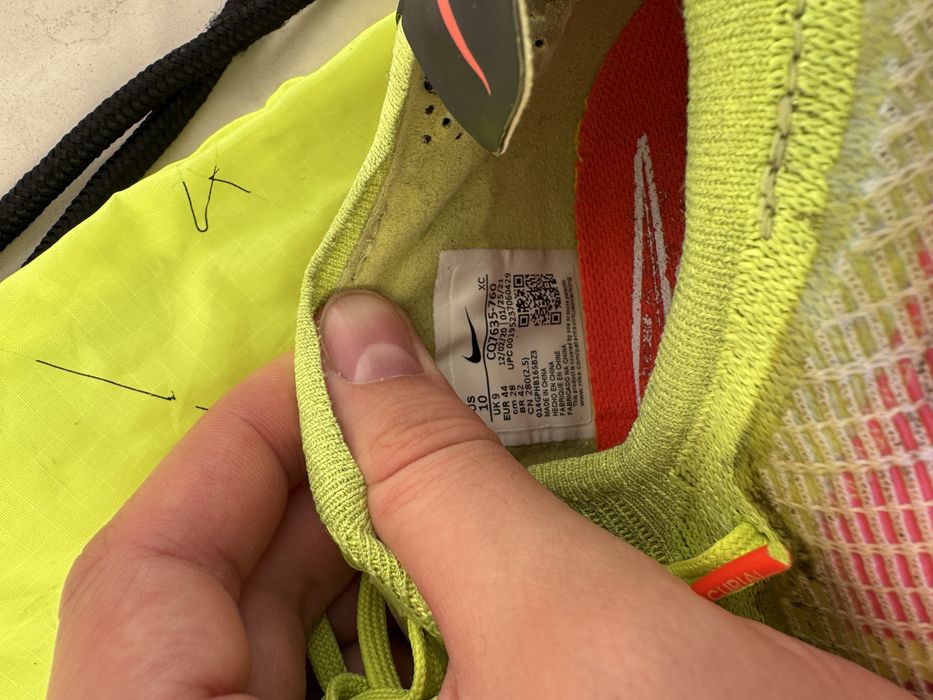 Продам бутсы Nike оригинал