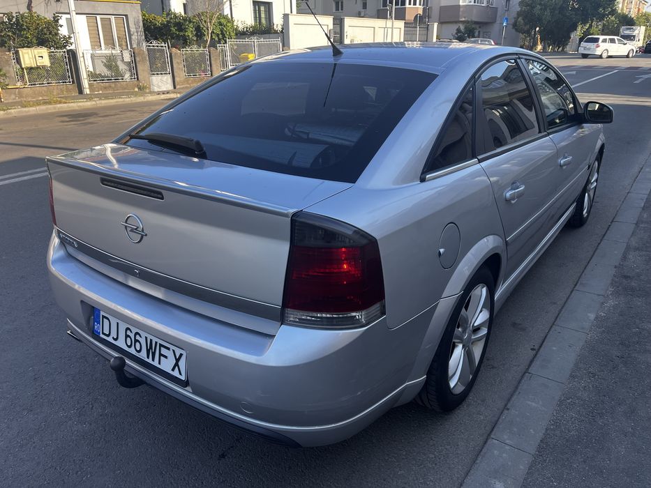 Opel vectra c 2007,1.9 diesel,carlig remorcare,clima