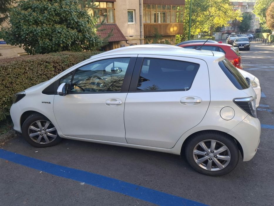 TOYOTA Yaris 2012 — imagine 3