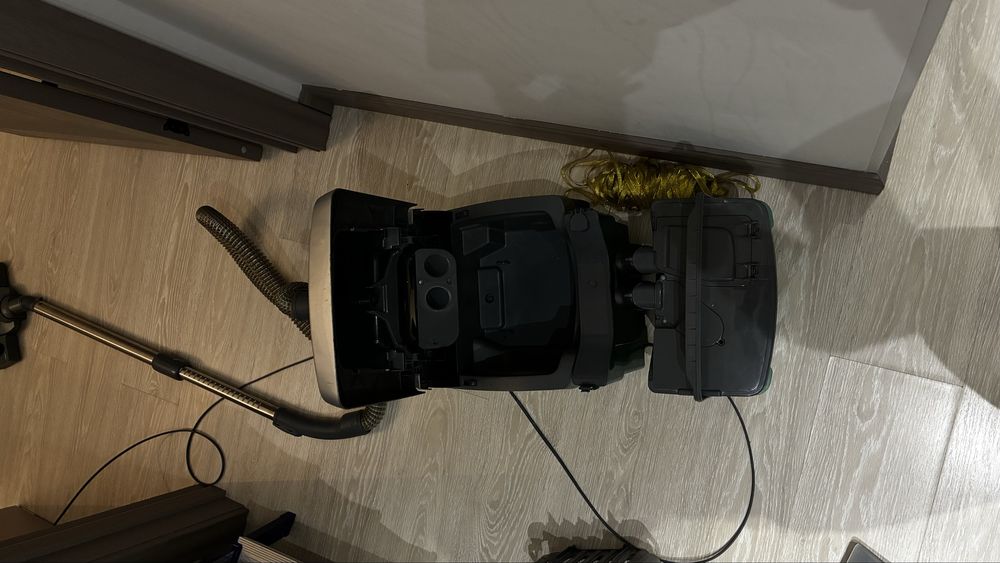 Моющий пылесос zelmer 1500вт